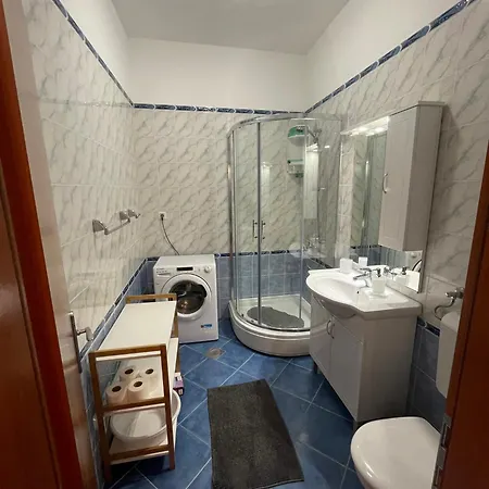 Apartament Niko *